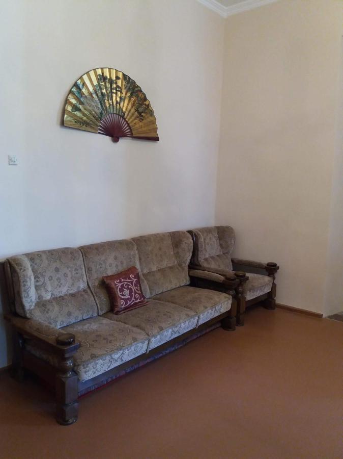 Beruka Guest House Kutaisi Eksteriør bilde